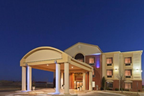 Holiday Inn Express Hotel & Suites Plainview, an IHG Hotel